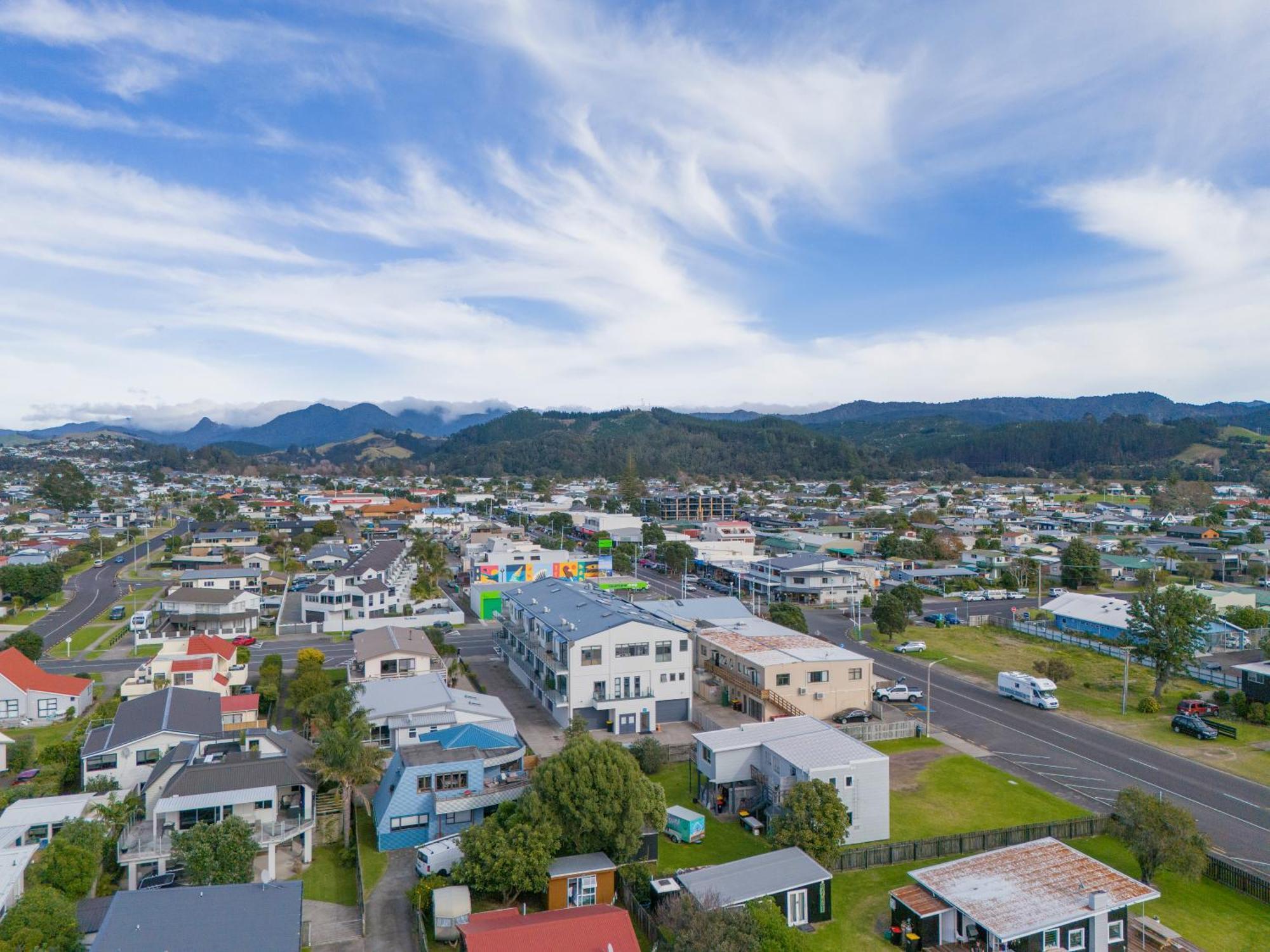 Coast Awhile - Whangamata Holiday Home Eksteriør billede